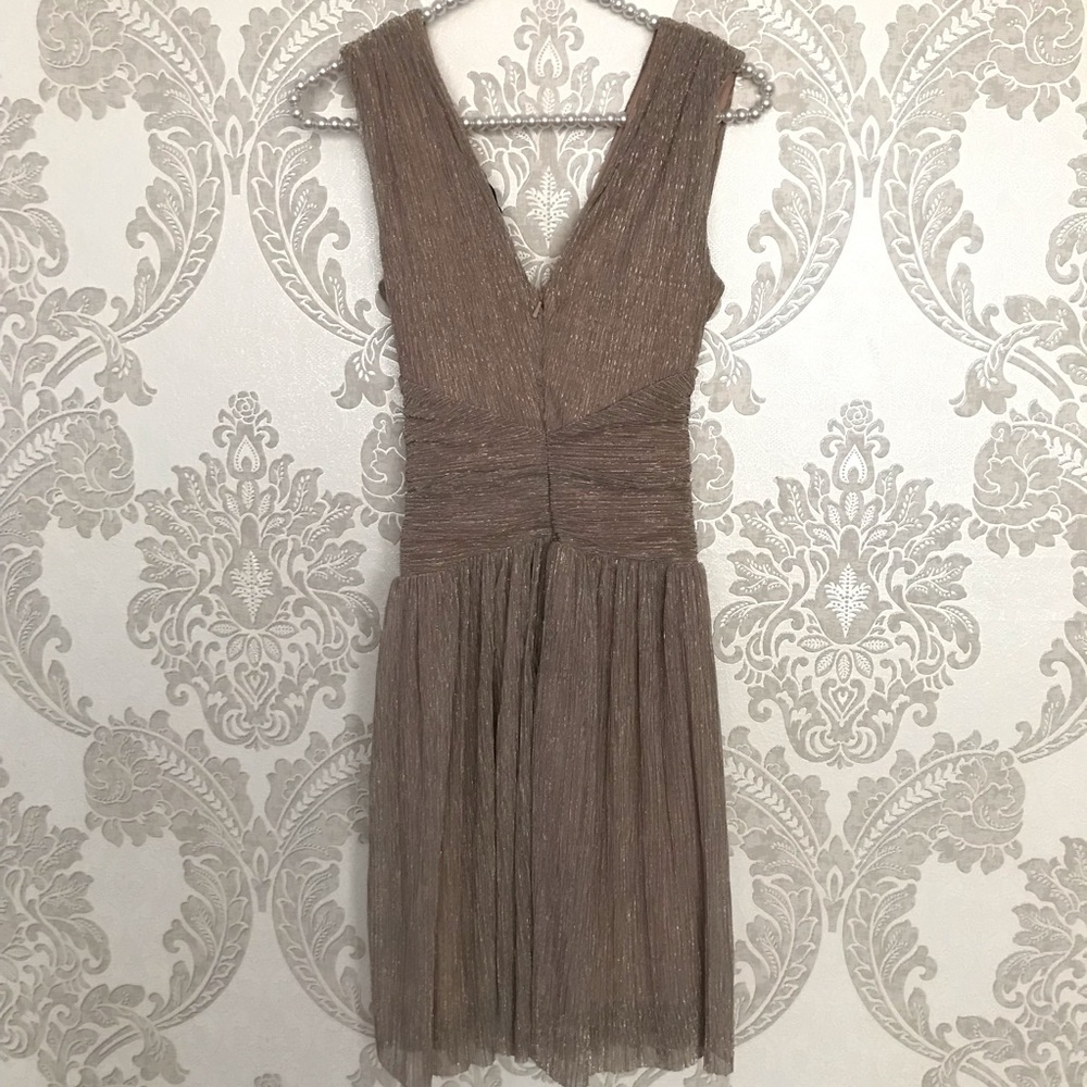 NWT French Connection Pleated Shimmer Dress Gold - Picture 5 of 8